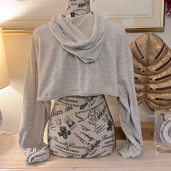 H&M Divided Crop top Hoodie - Picture 4 of 6